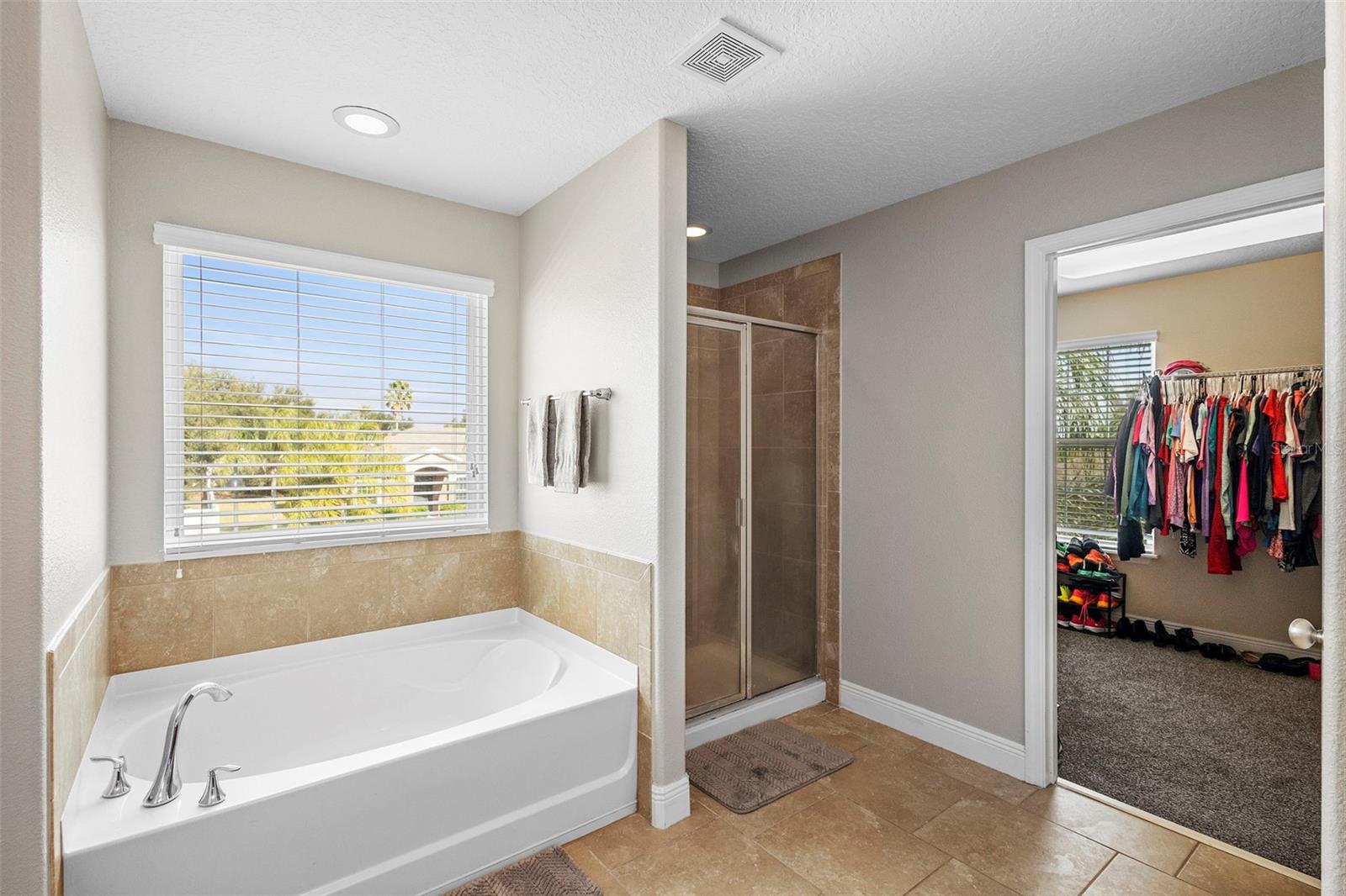 Image 23 of 53 For 1452 Daystar Lane