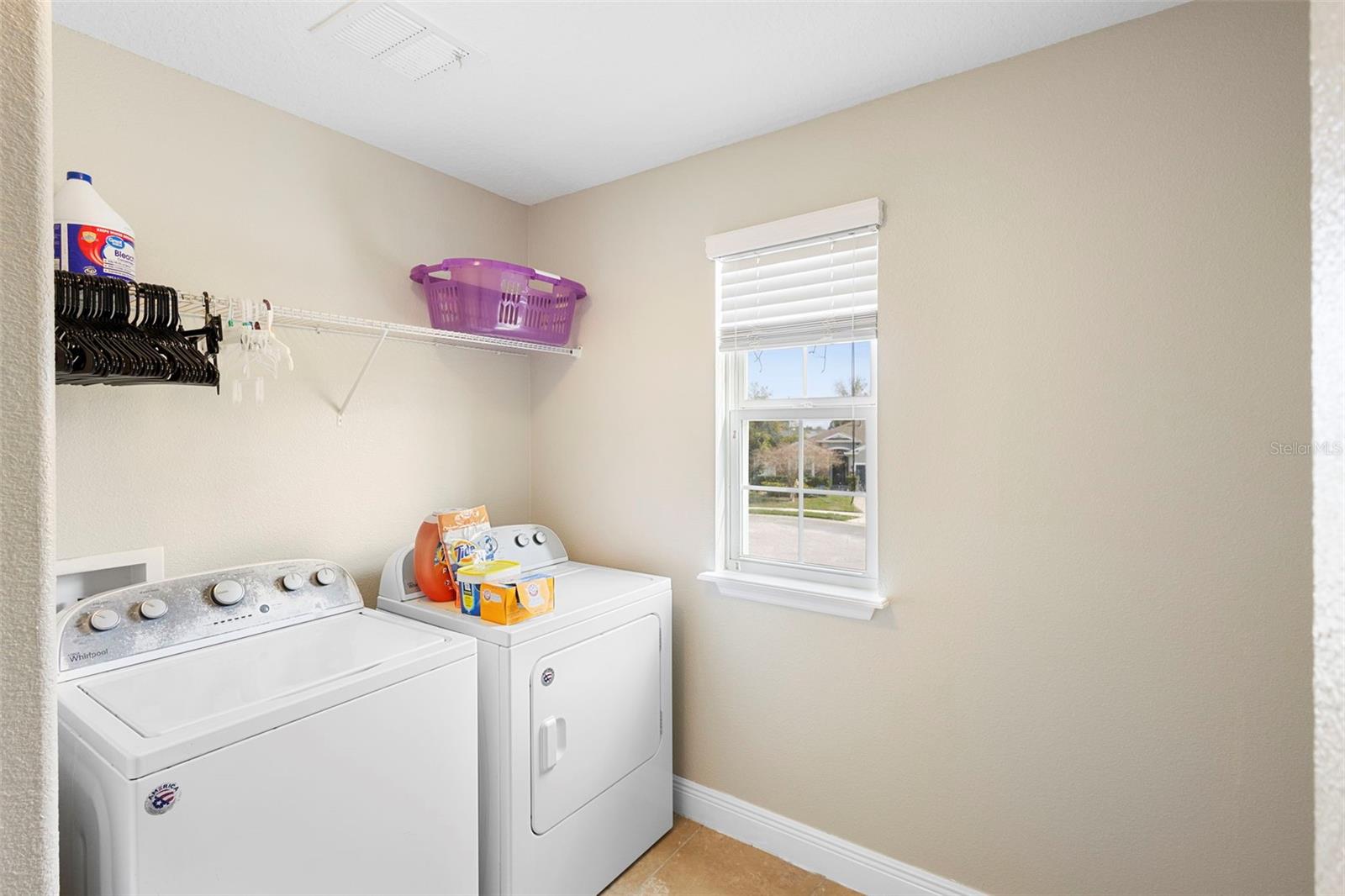 Image 34 of 53 For 1452 Daystar Lane