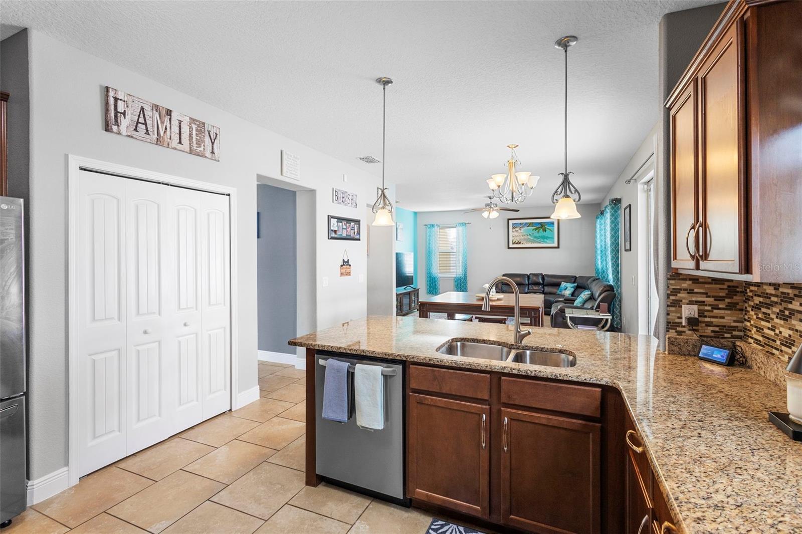 Image 9 of 53 For 1452 Daystar Lane