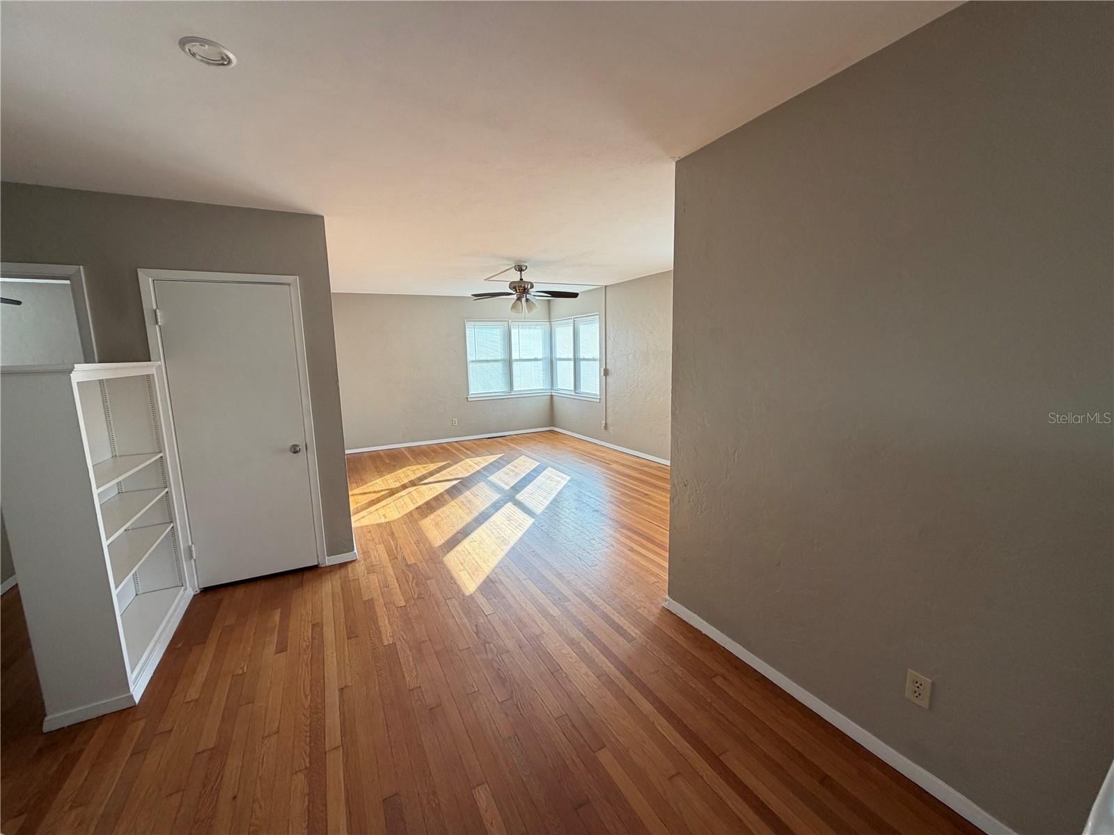 Image 3 of 8 For 321 Ribault Avenue