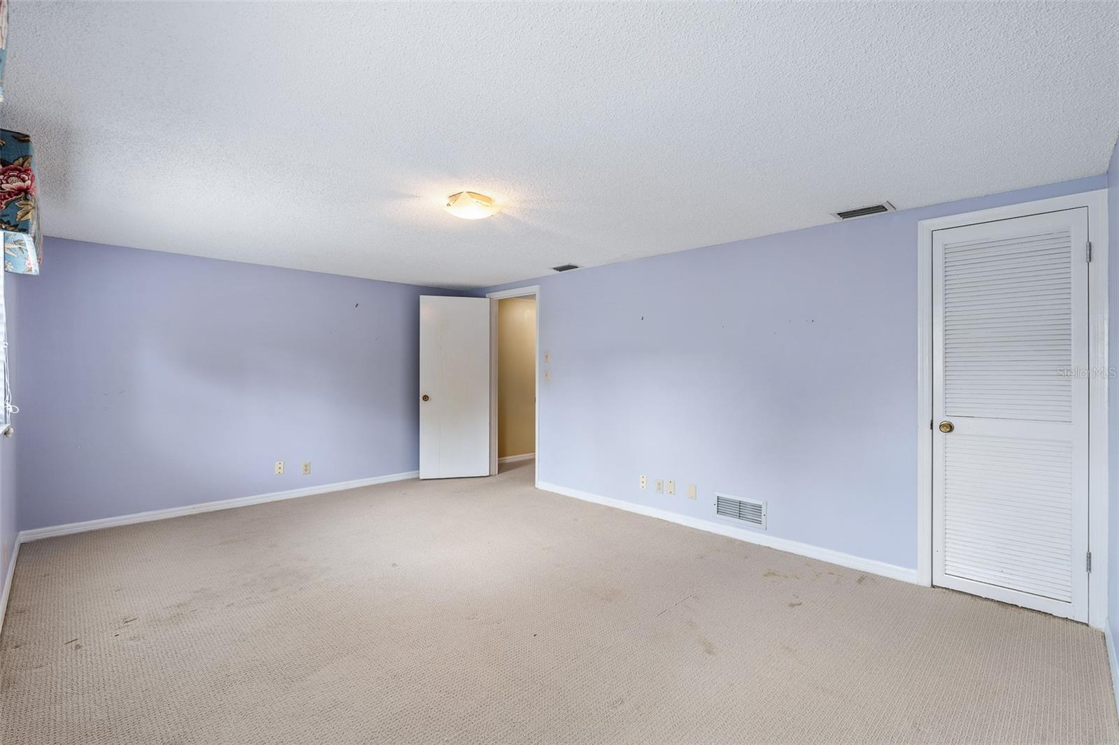 Image 34 of 50 For 20 River Ridge Trail