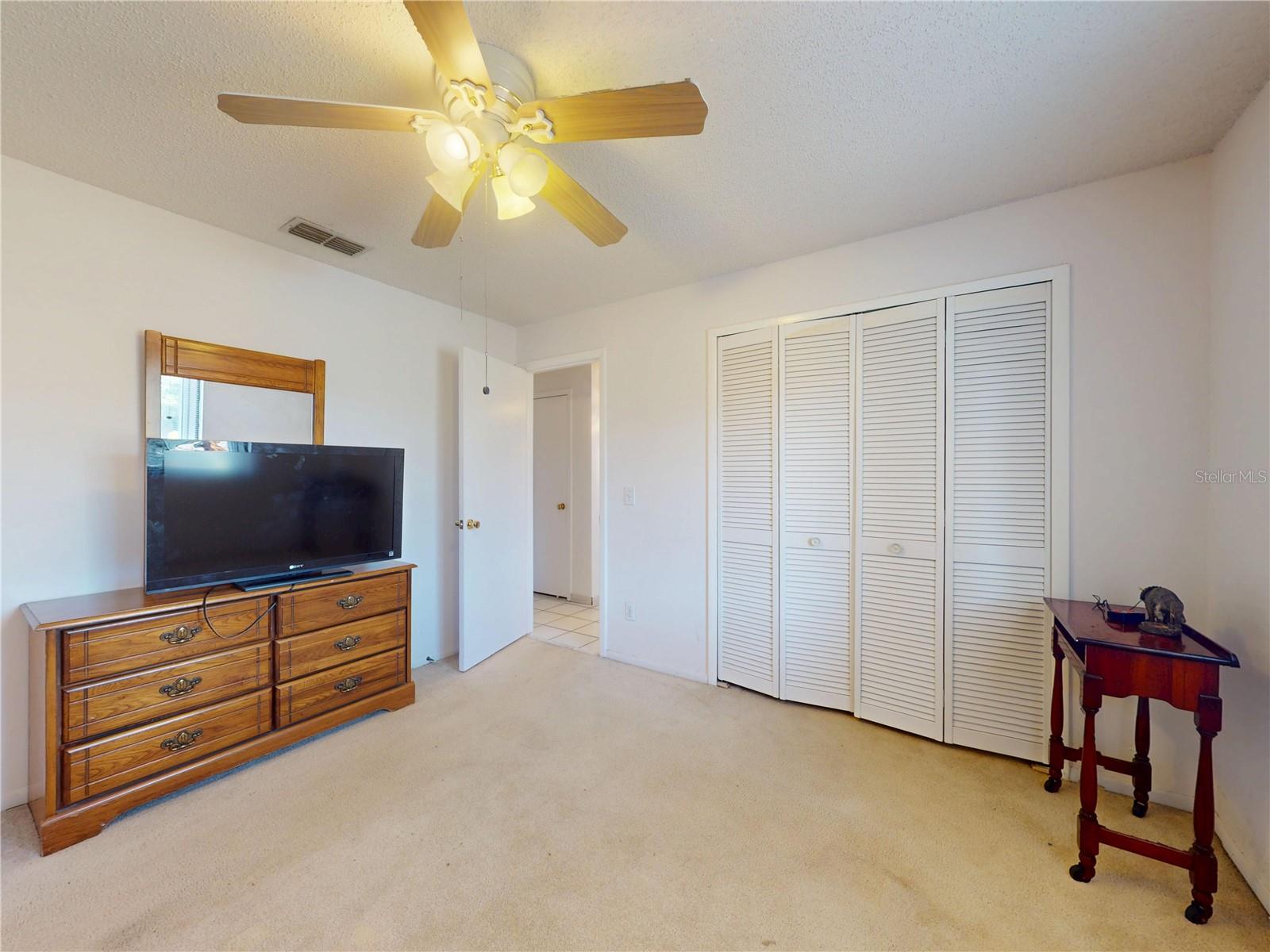 Image 23 of 32 For 202 Springview Drive