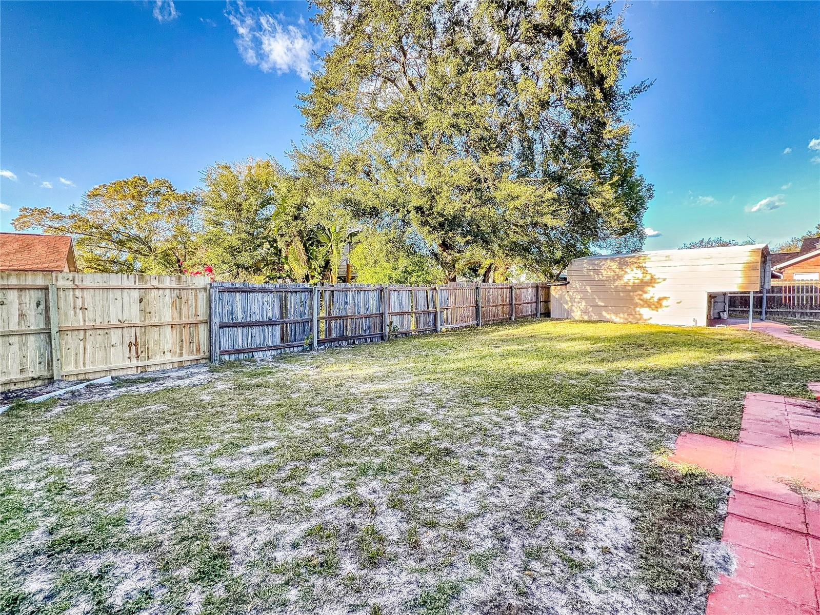 Image 26 of 32 For 202 Springview Drive