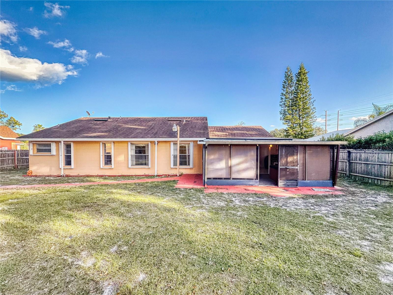 Image 27 of 32 For 202 Springview Drive