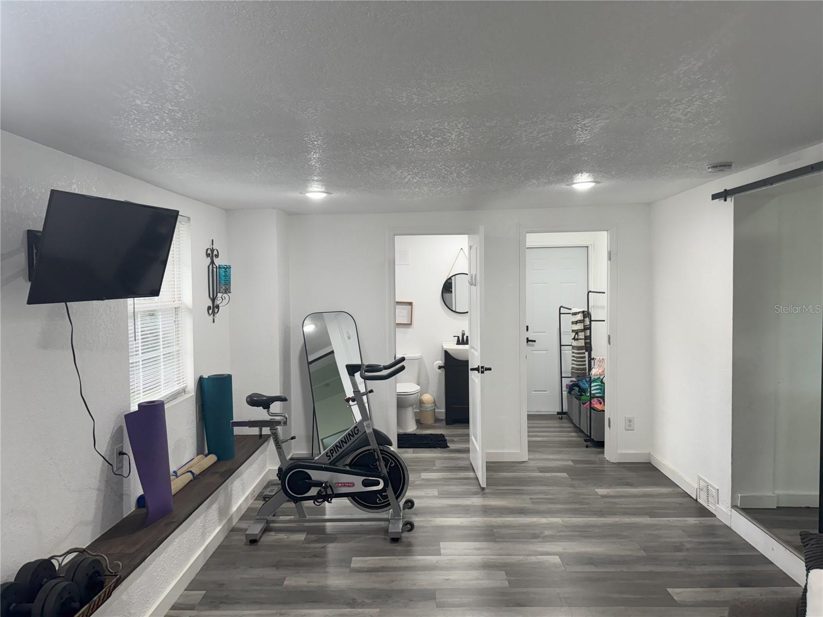 Image 24 of 56 For 1215 Boston Avenue