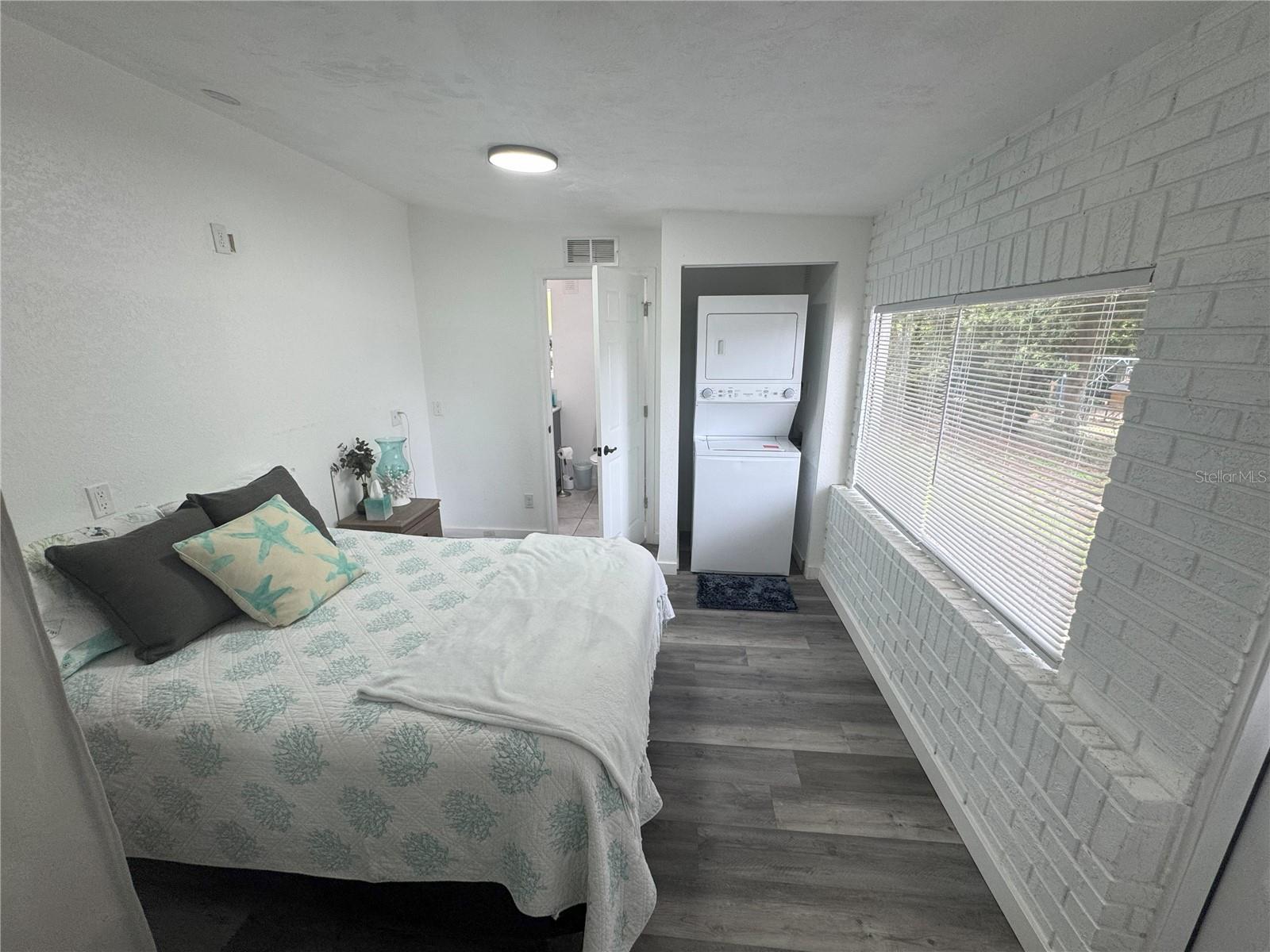 Image 36 of 56 For 1215 Boston Avenue