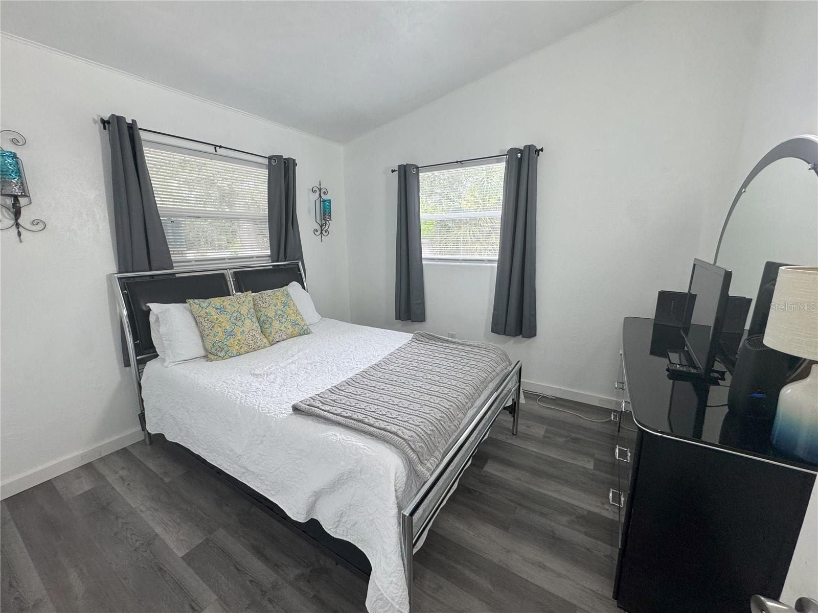 Image 37 of 56 For 1215 Boston Avenue