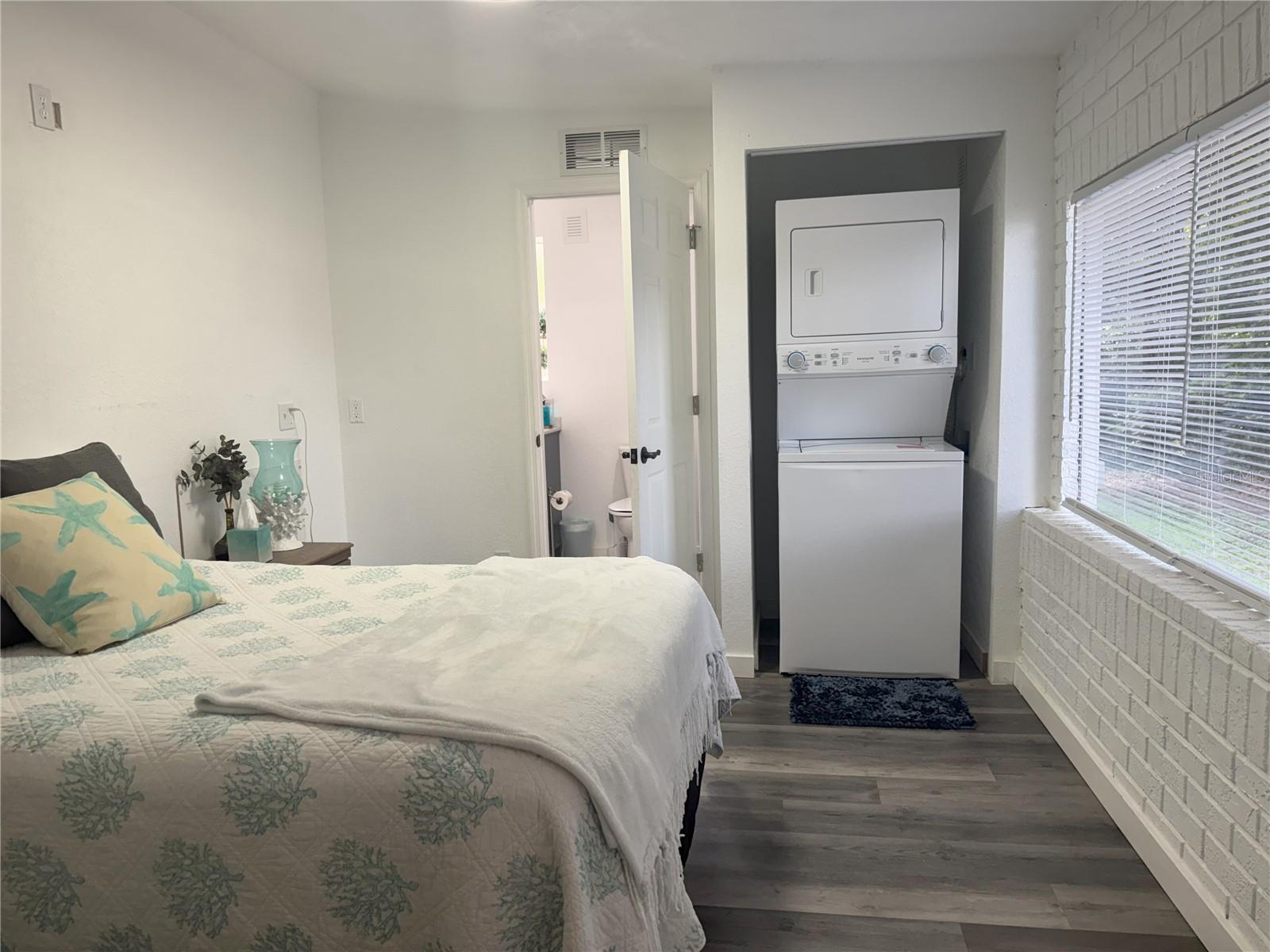 Image 47 of 56 For 1215 Boston Avenue