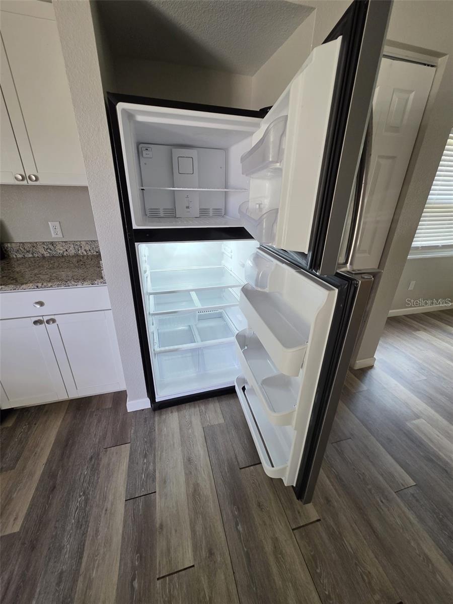 Image 13 of 25 For 915 Marlboro Drive