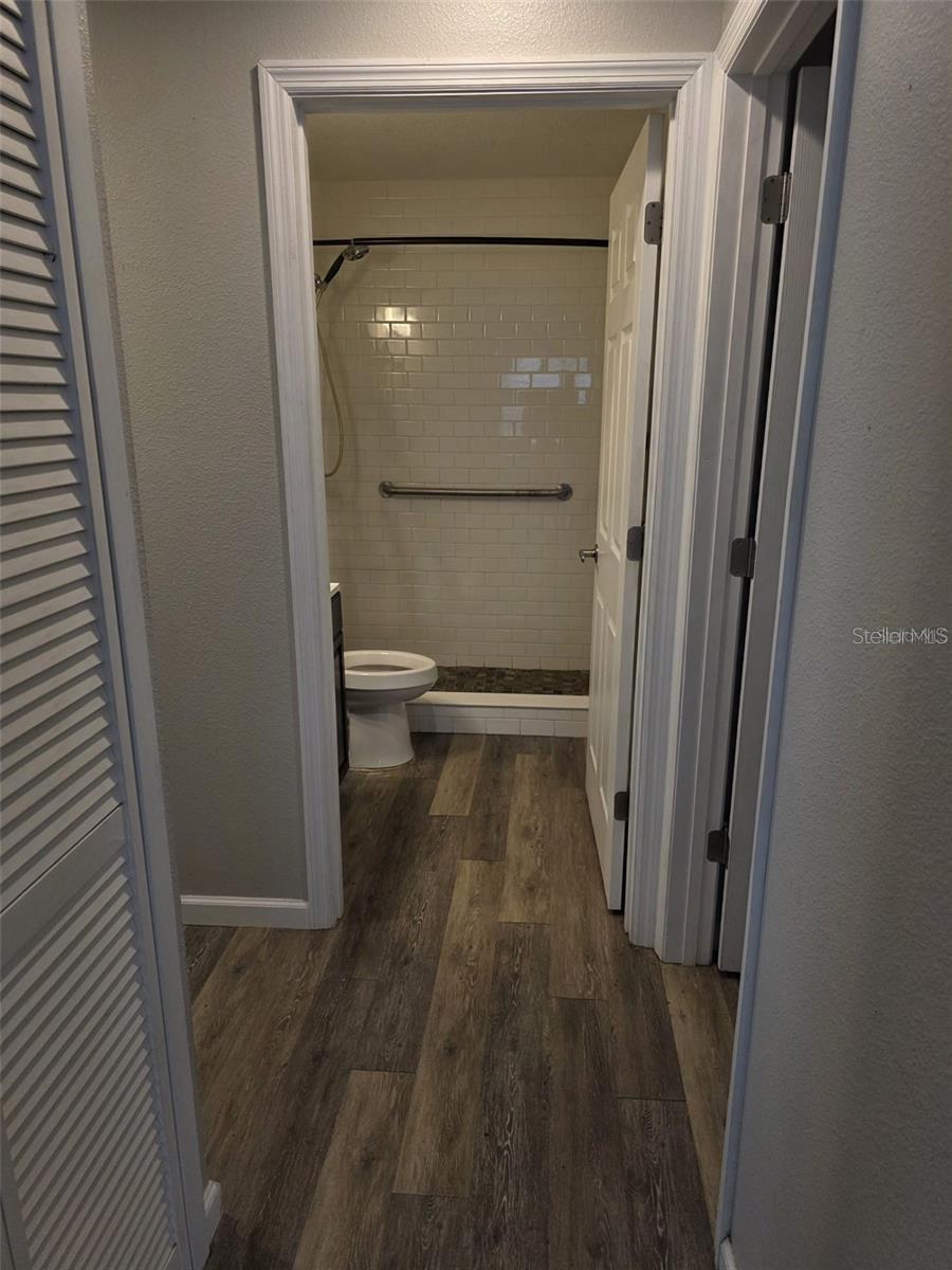 Image 25 of 25 For 915 Marlboro Drive