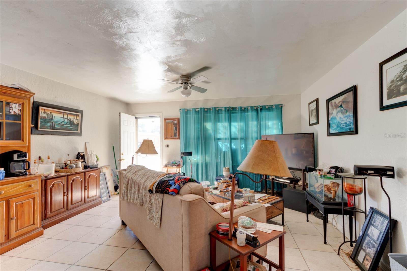 Image 9 of 14 For 527 Eastwood Lane