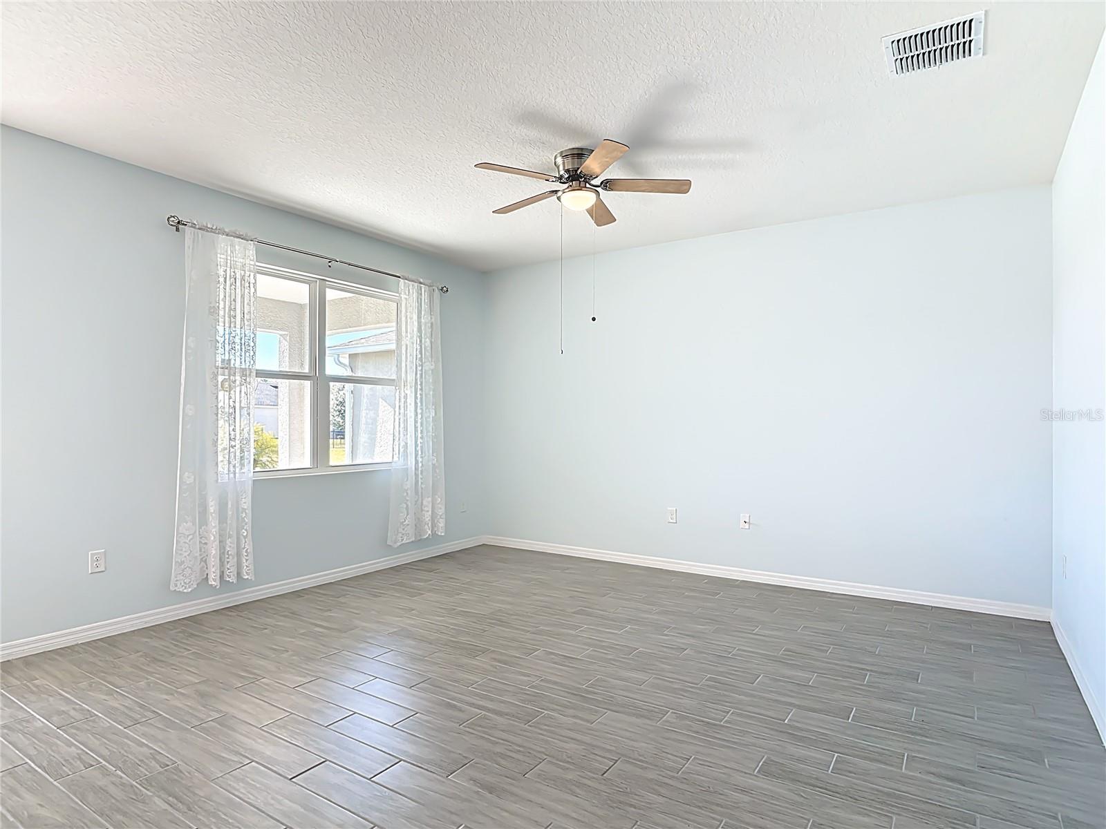 Image 4 of 41 For 1601 Delphi Way