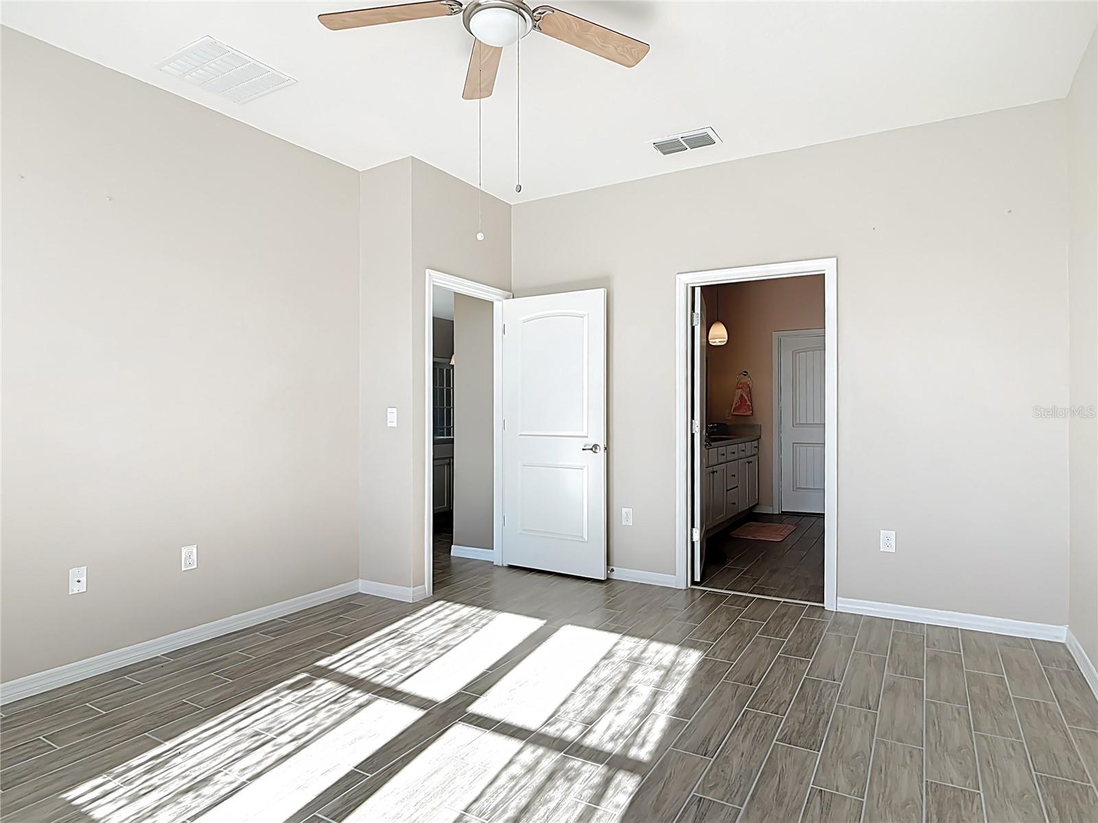 Image 9 of 41 For 1601 Delphi Way