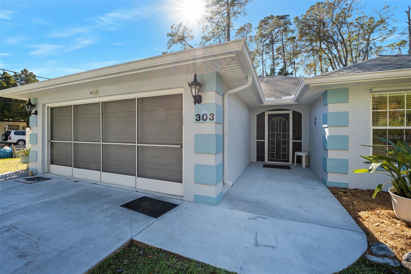 Image 12 of 53 For 303 Anderson Street