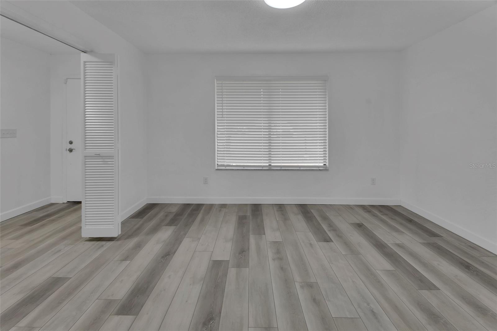 Image 15 of 47 For 1411 Beach Street