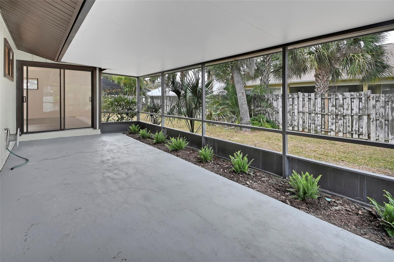 Image 28 of 47 For 1411 Beach Street