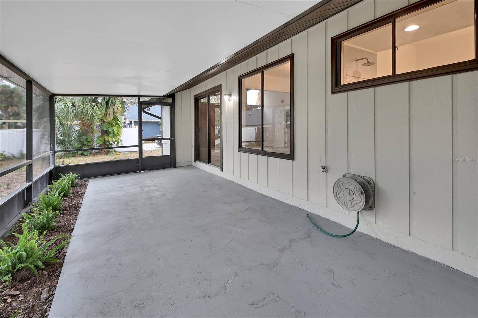 Image 30 of 47 For 1411 Beach Street