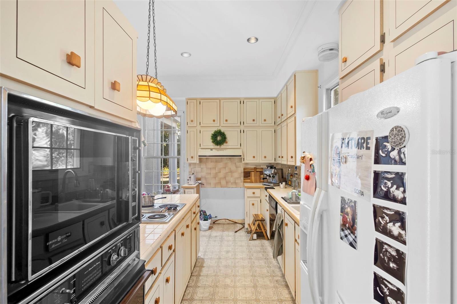 Image 13 of 40 For 4080 Audubon Avenue