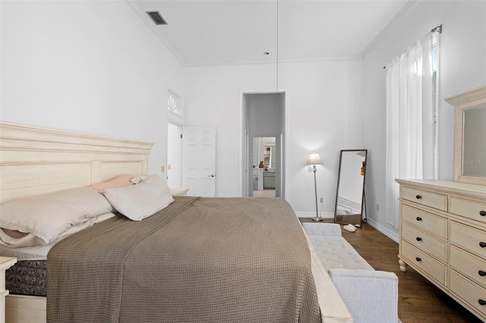 Image 15 of 40 For 4080 Audubon Avenue