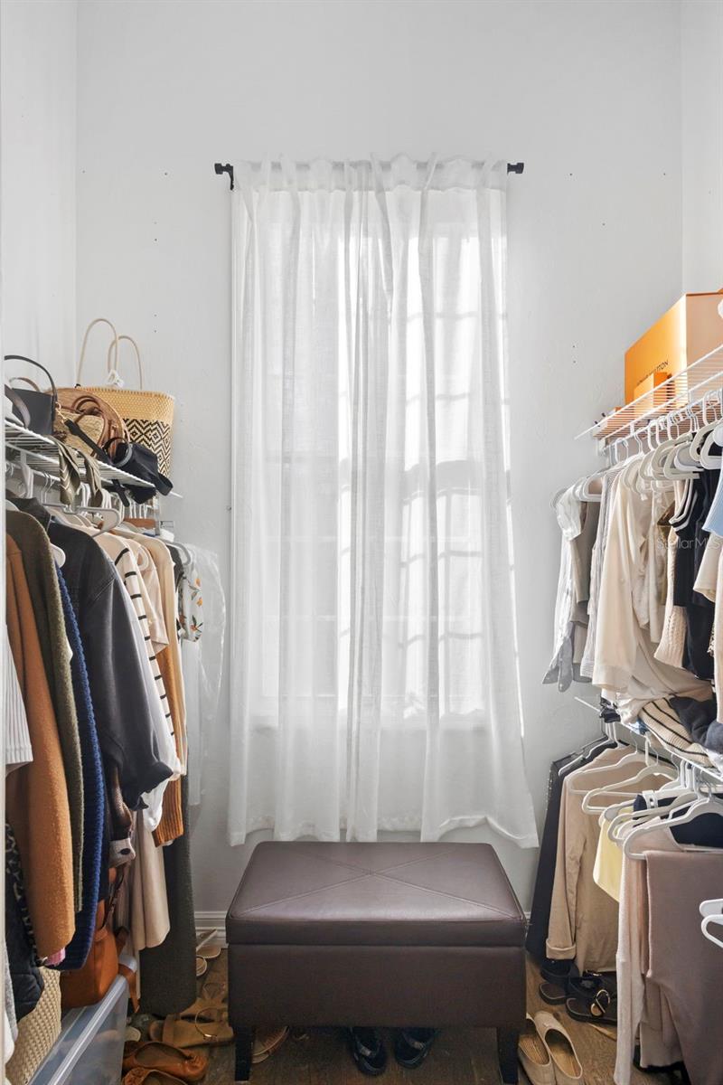 Image 19 of 40 For 4080 Audubon Avenue