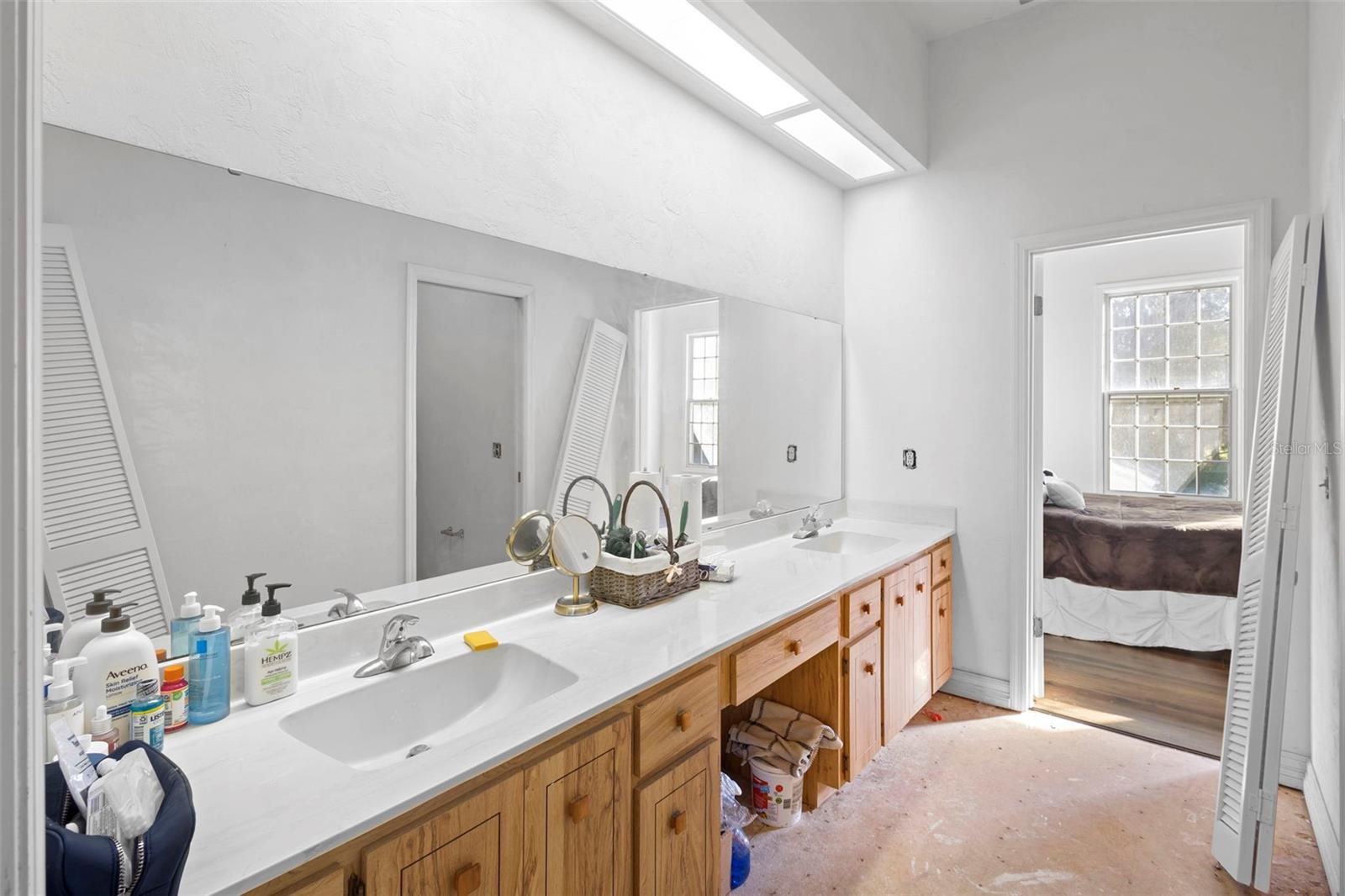 Image 22 of 40 For 4080 Audubon Avenue