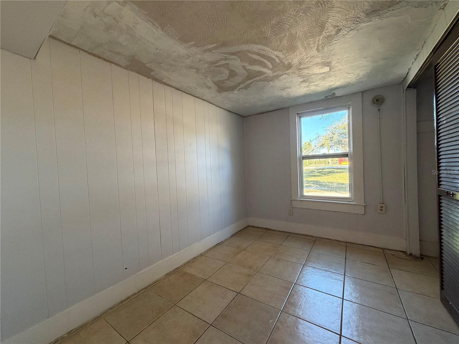 Image 10 of 17 For 308 San Juan Avenue