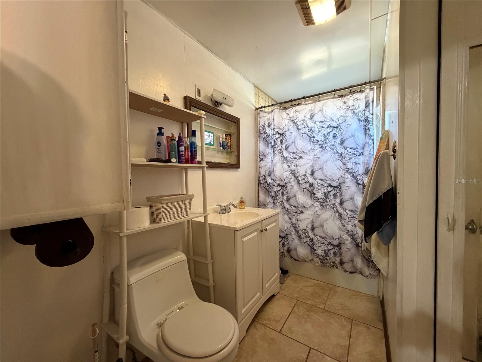 Image 13 of 17 For 308 San Juan Avenue