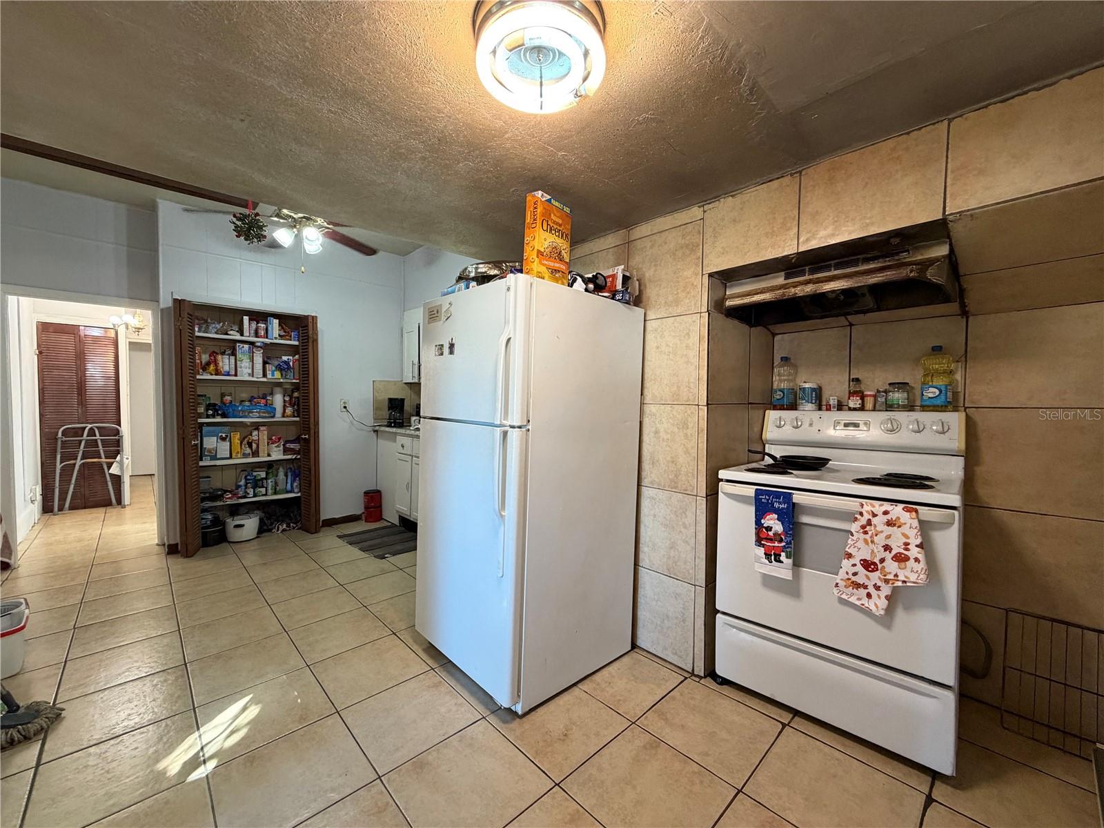 Image 7 of 17 For 308 San Juan Avenue