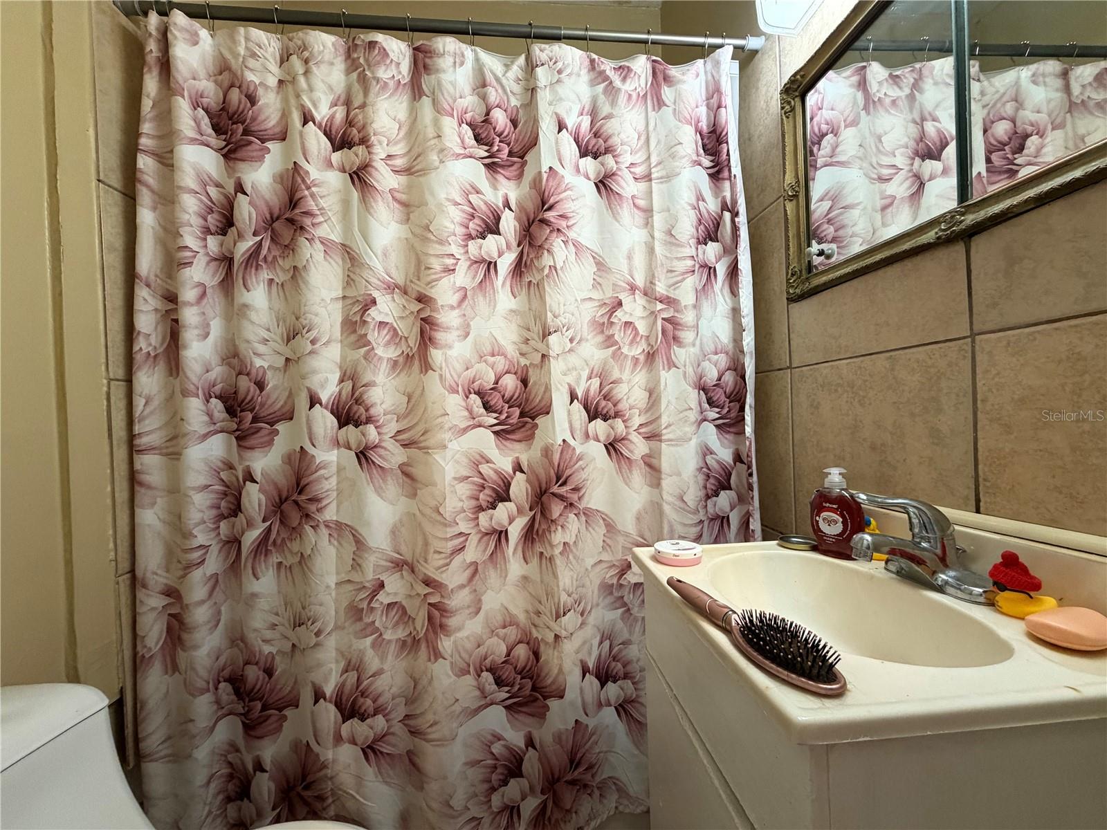 Image 9 of 17 For 308 San Juan Avenue