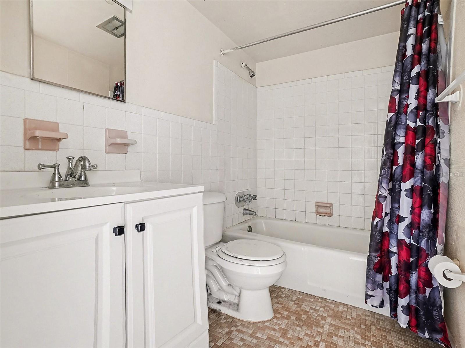 Image 12 of 23 For 2500 Lee Road 237