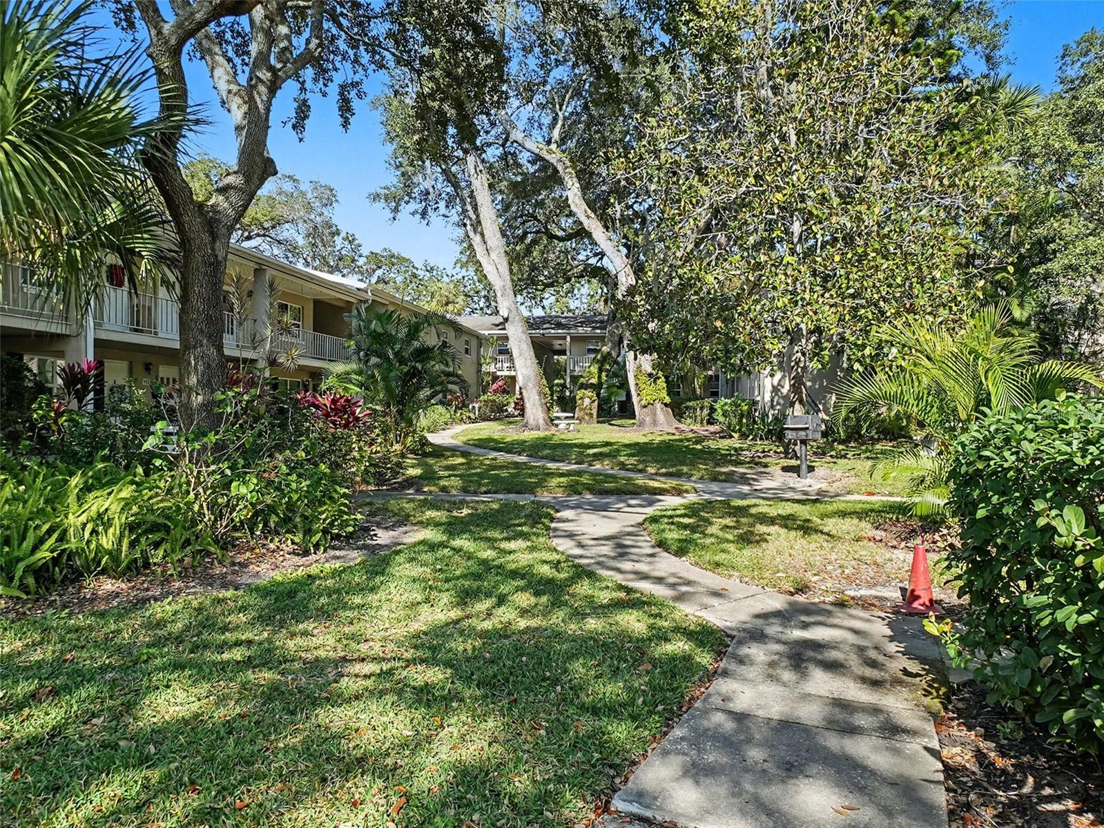 Image 17 of 23 For 2500 Lee Road 237