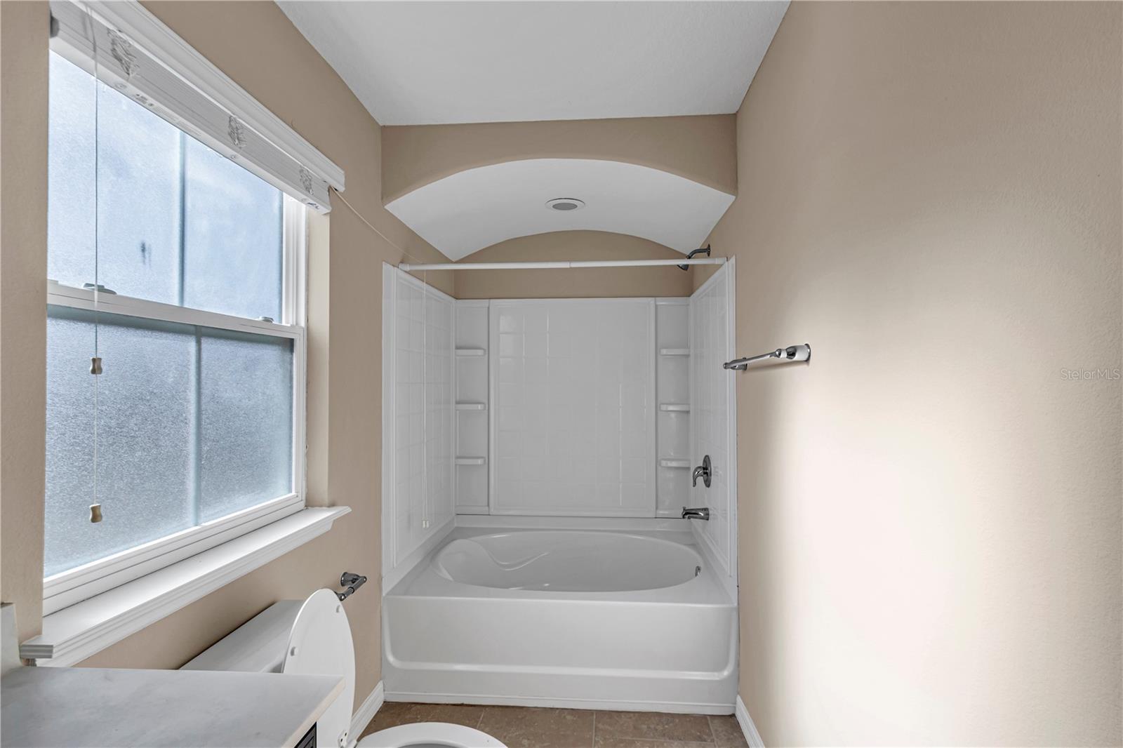 Image 16 of 35 For 106 Carmichael Way