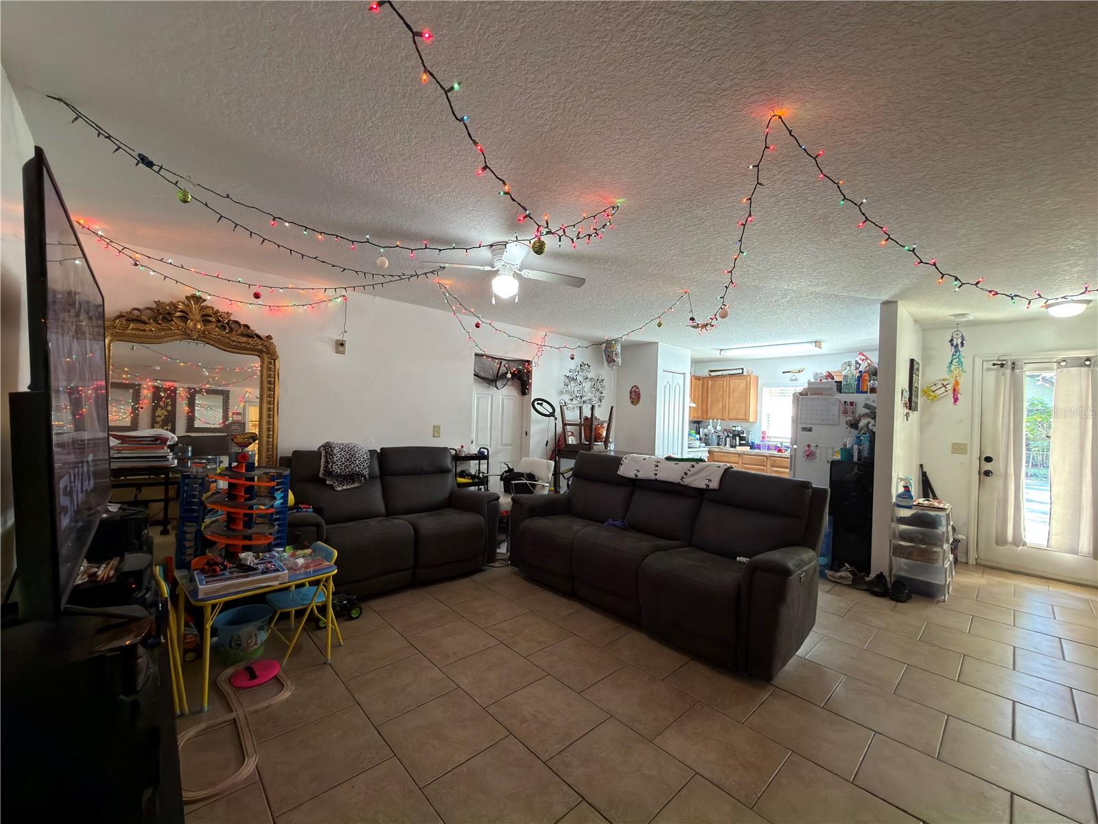 Image 12 of 13 For 521 Keech Street