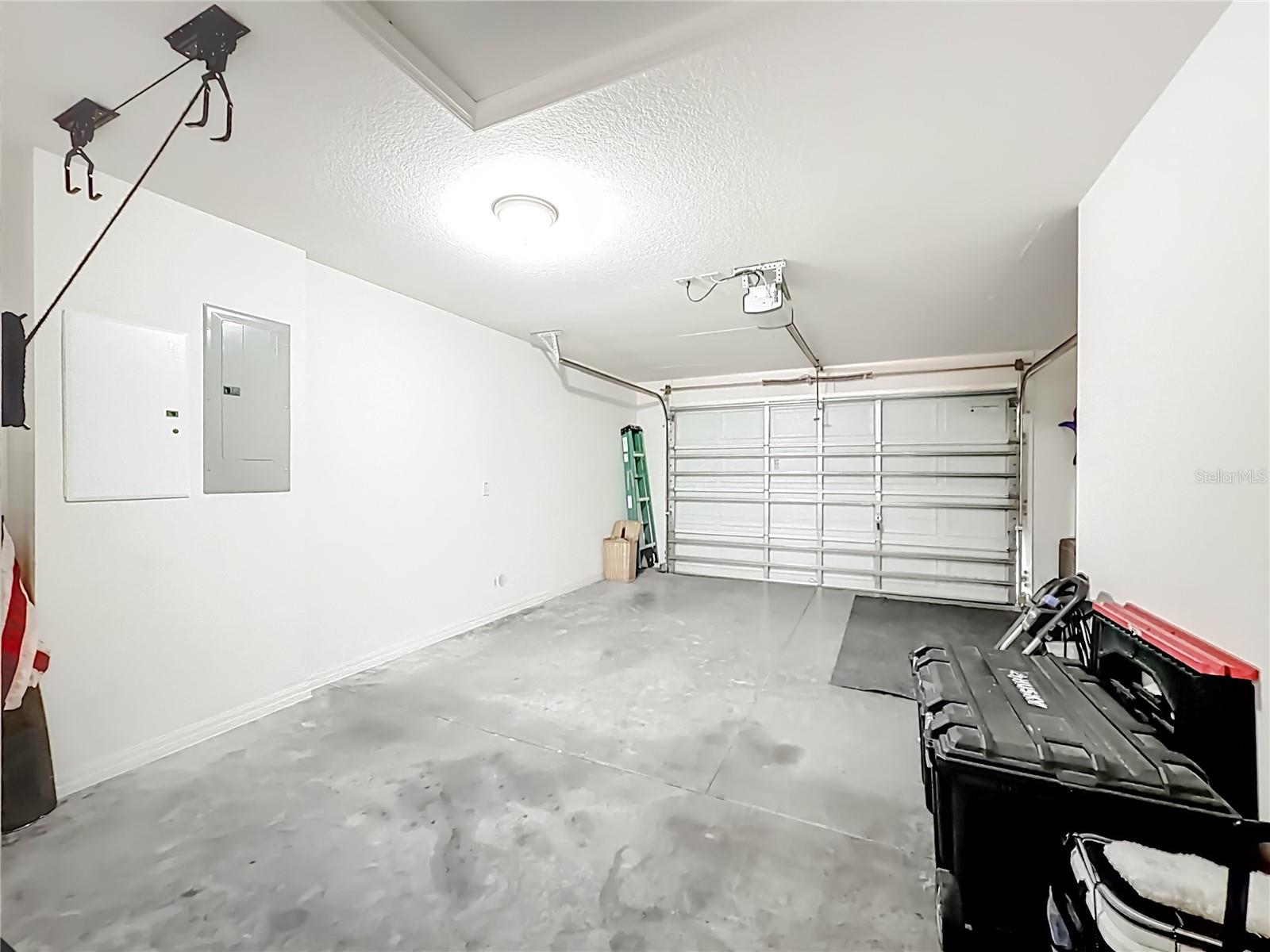 Image 22 of 38 For 3079 Nutwood Avenue