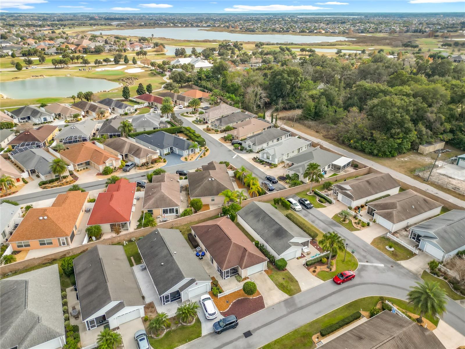 Image 29 of 38 For 3079 Nutwood Avenue