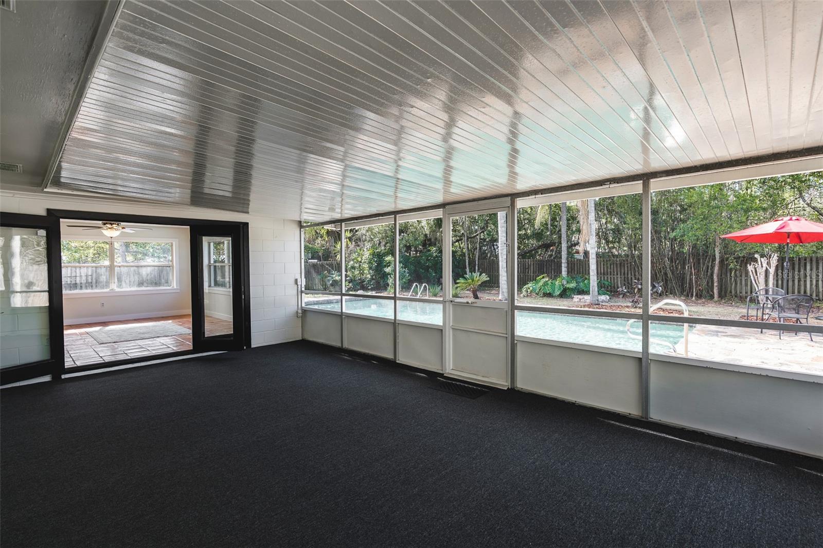 Image 11 of 21 For 520 Camelia Lane