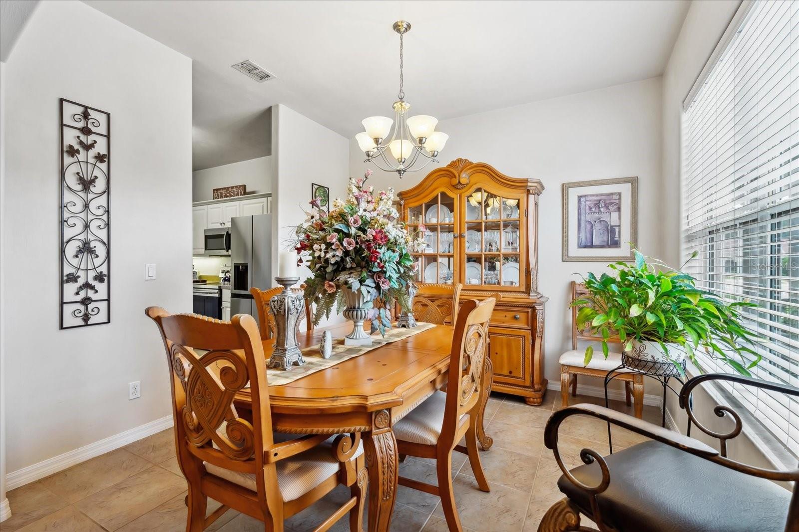 Image 8 of 28 For 3617 Romea Circle