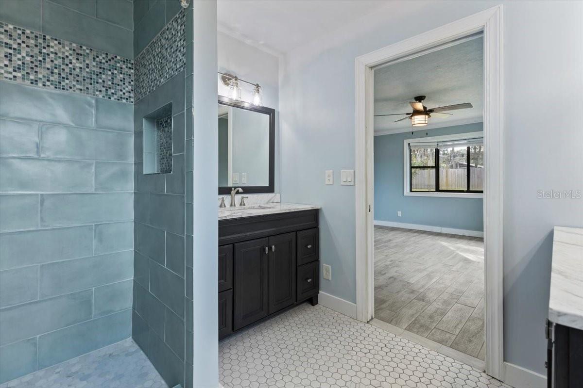 Image 25 of 69 For 2650 Glenwood Avenue