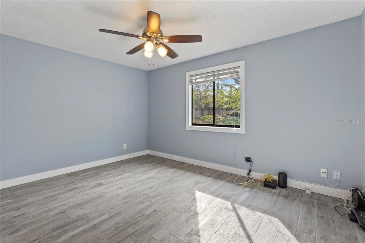 Image 26 of 69 For 2650 Glenwood Avenue