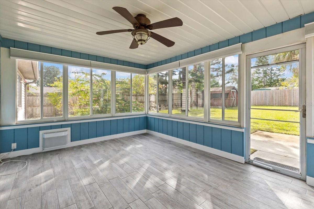 Image 36 of 69 For 2650 Glenwood Avenue