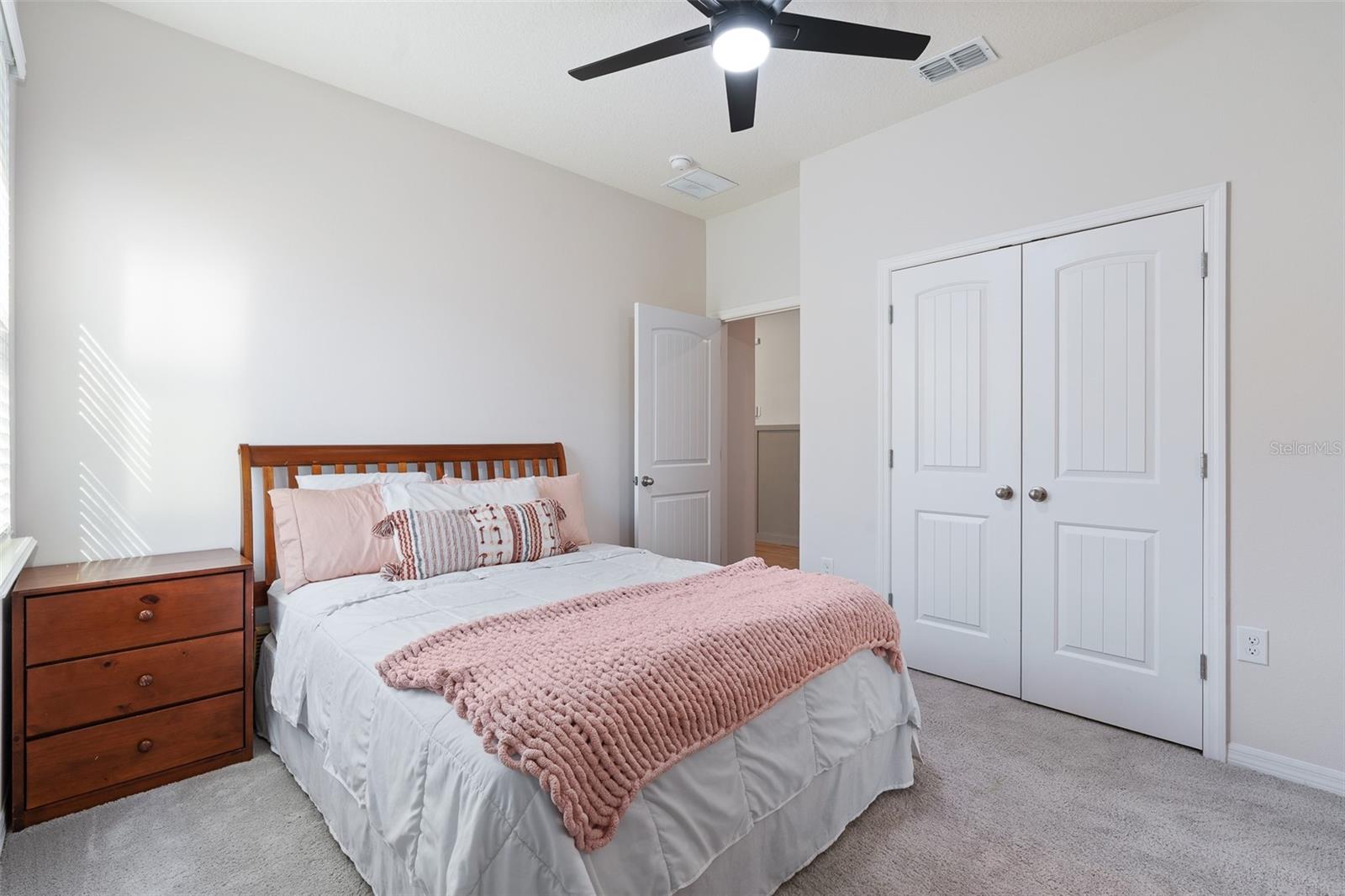 Image 21 of 45 For 565 Lady Grace Place