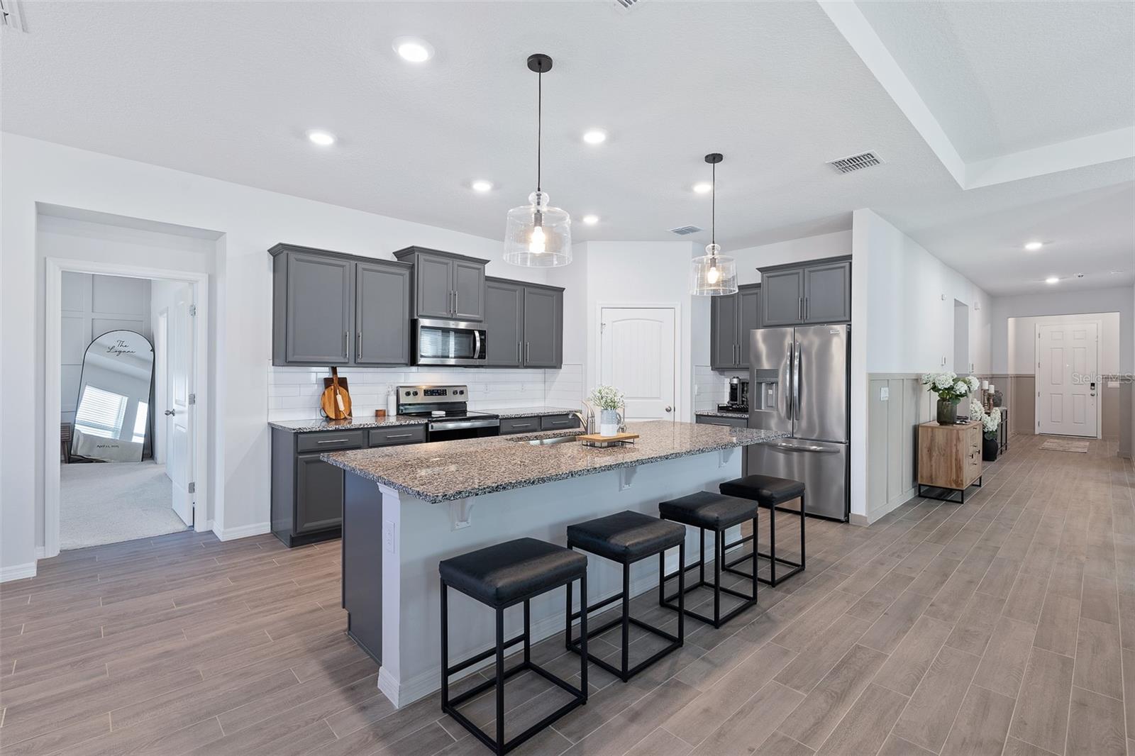 Image 3 of 45 For 565 Lady Grace Place