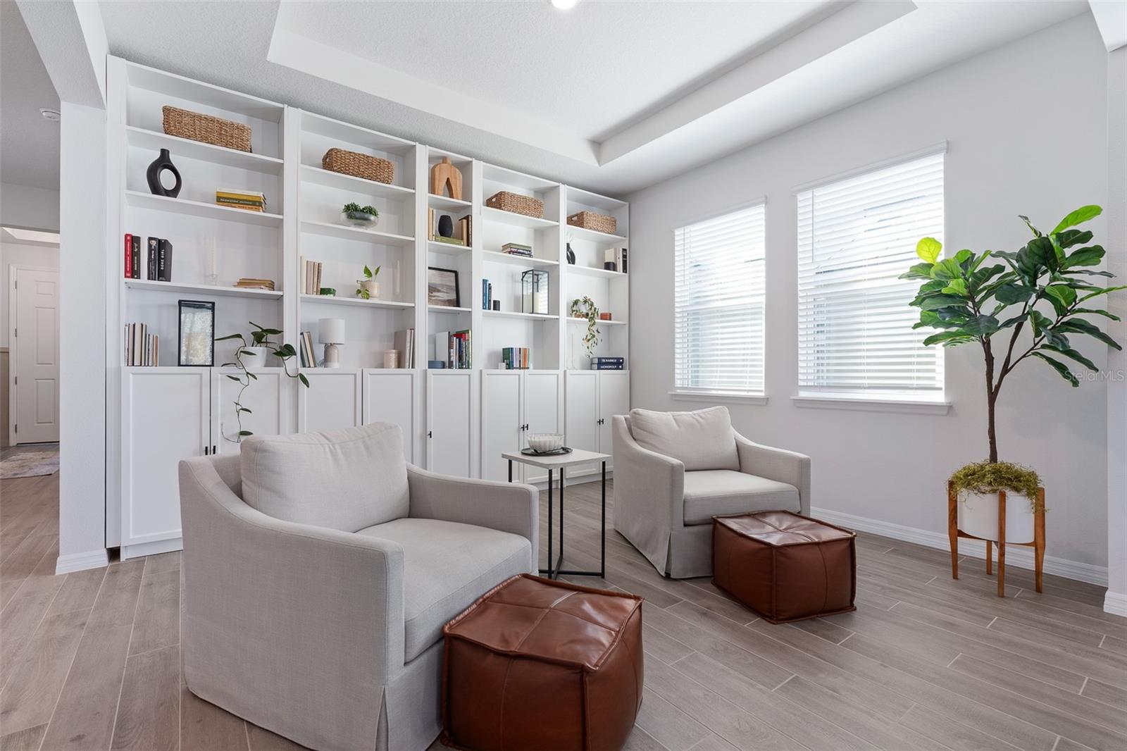 Image 7 of 45 For 565 Lady Grace Place