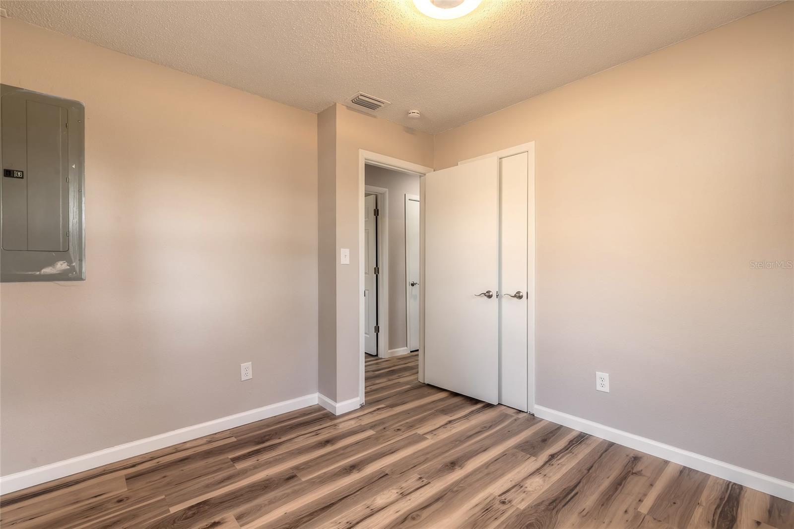 Image 21 of 30 For 1605 Bradford Road