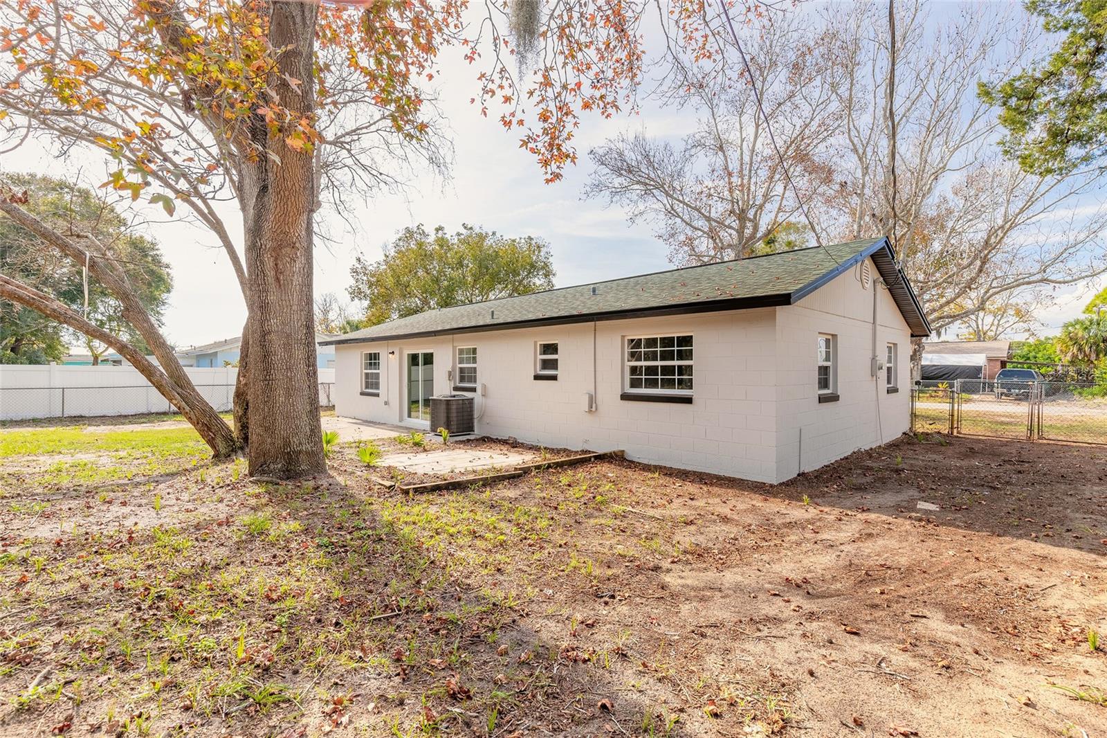 Image 29 of 30 For 1605 Bradford Road