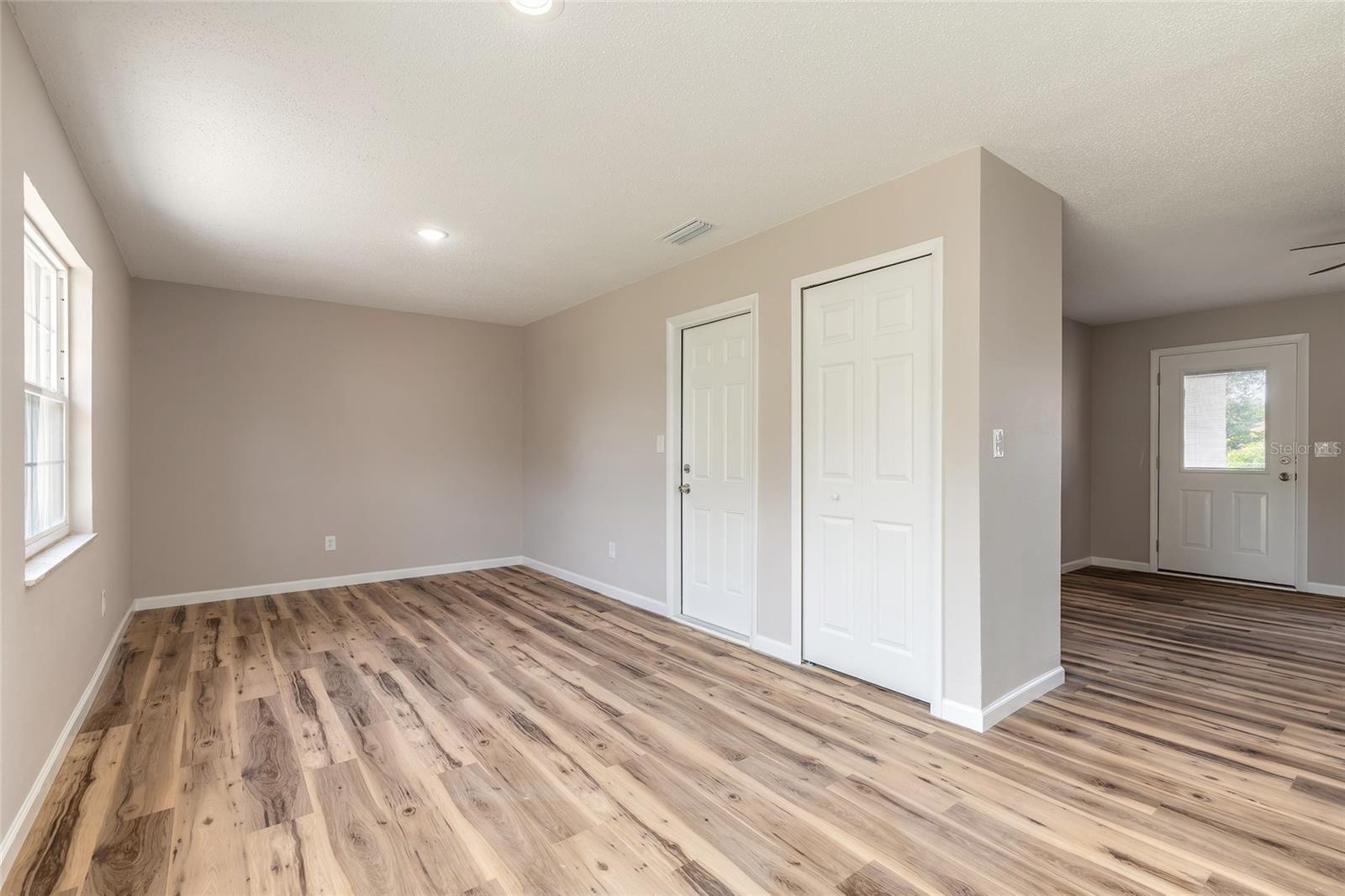 Image 8 of 30 For 1605 Bradford Road