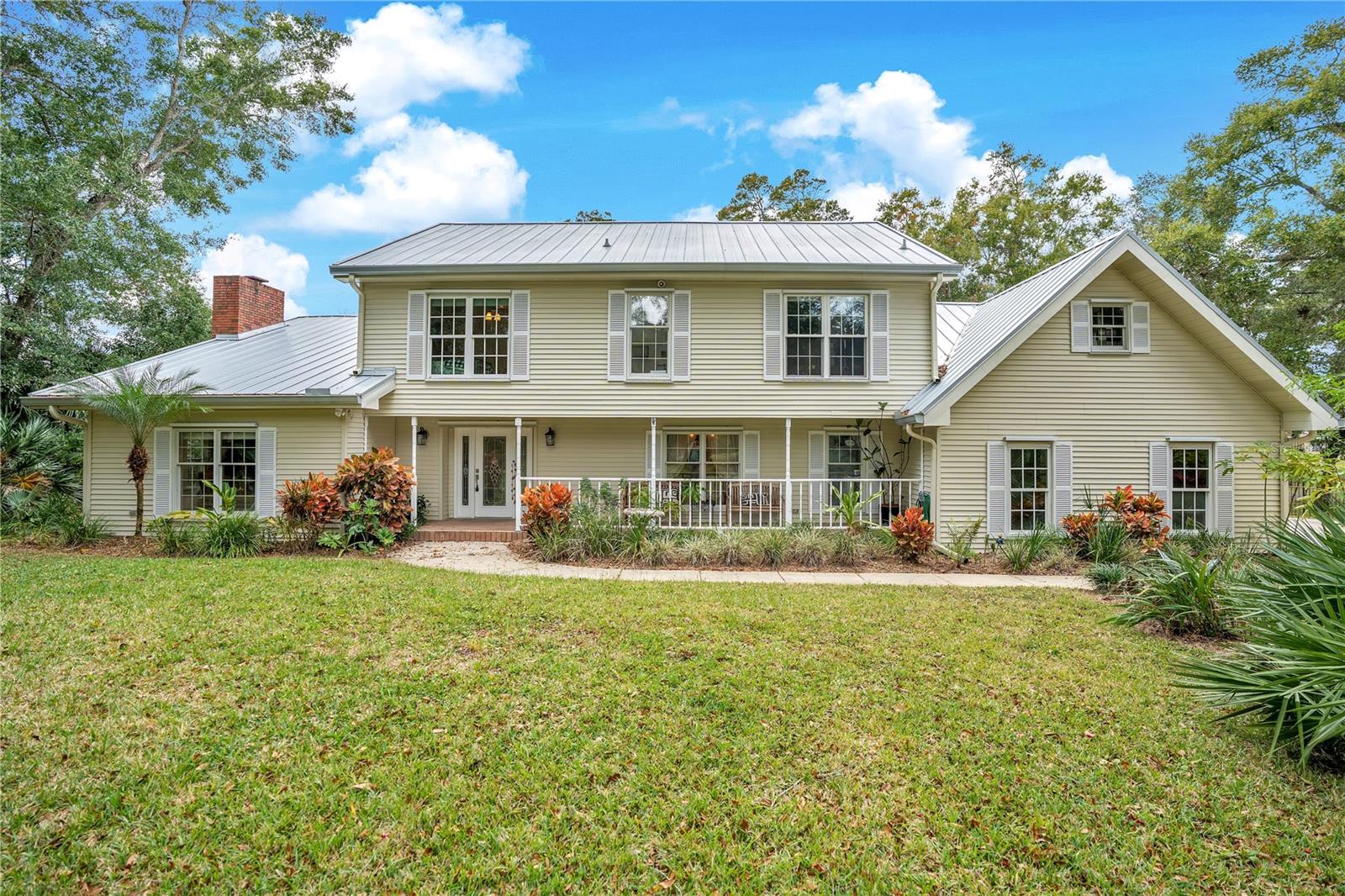 Image 3 of 61 For 8 Fernwood Trail