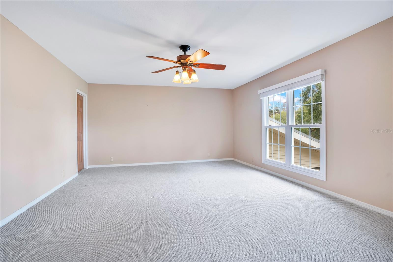 Image 31 of 61 For 8 Fernwood Trail