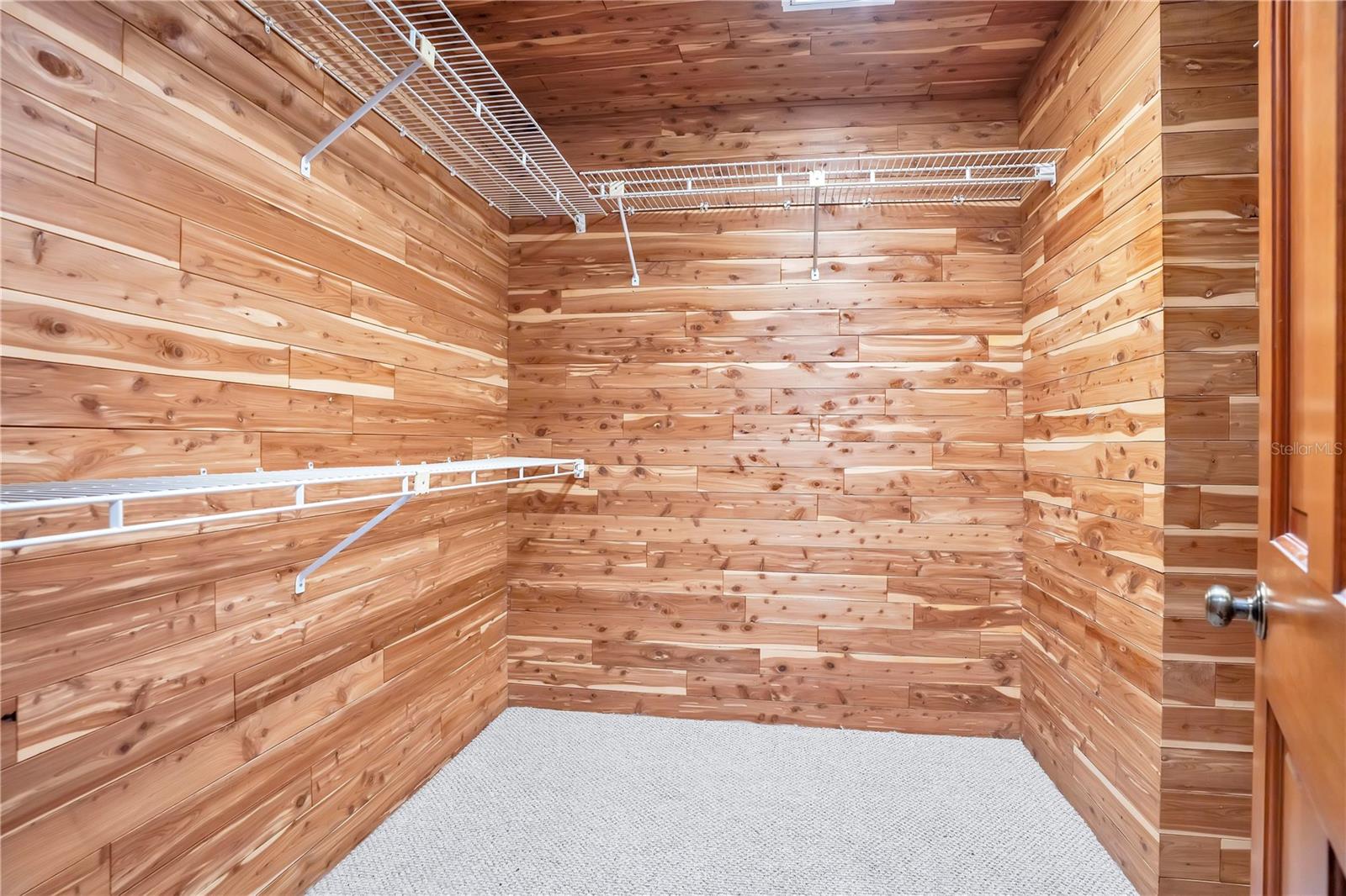 Image 32 of 61 For 8 Fernwood Trail