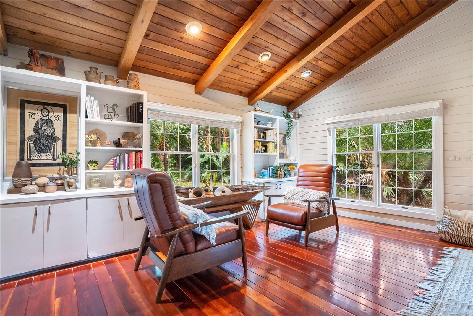 Image 33 of 61 For 8 Fernwood Trail